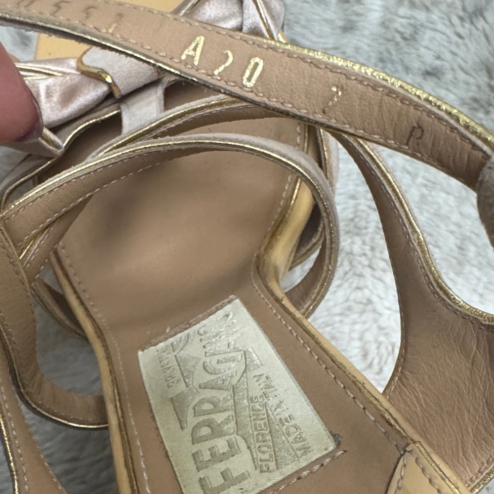 Salvatore Ferragamo Nude & Blush Suede Bow Platform Heels | Italy - Picture 12 of 14